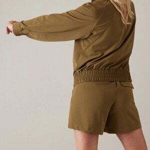 Athleta - Acacia Olive - Boundless Pocket Short Size M